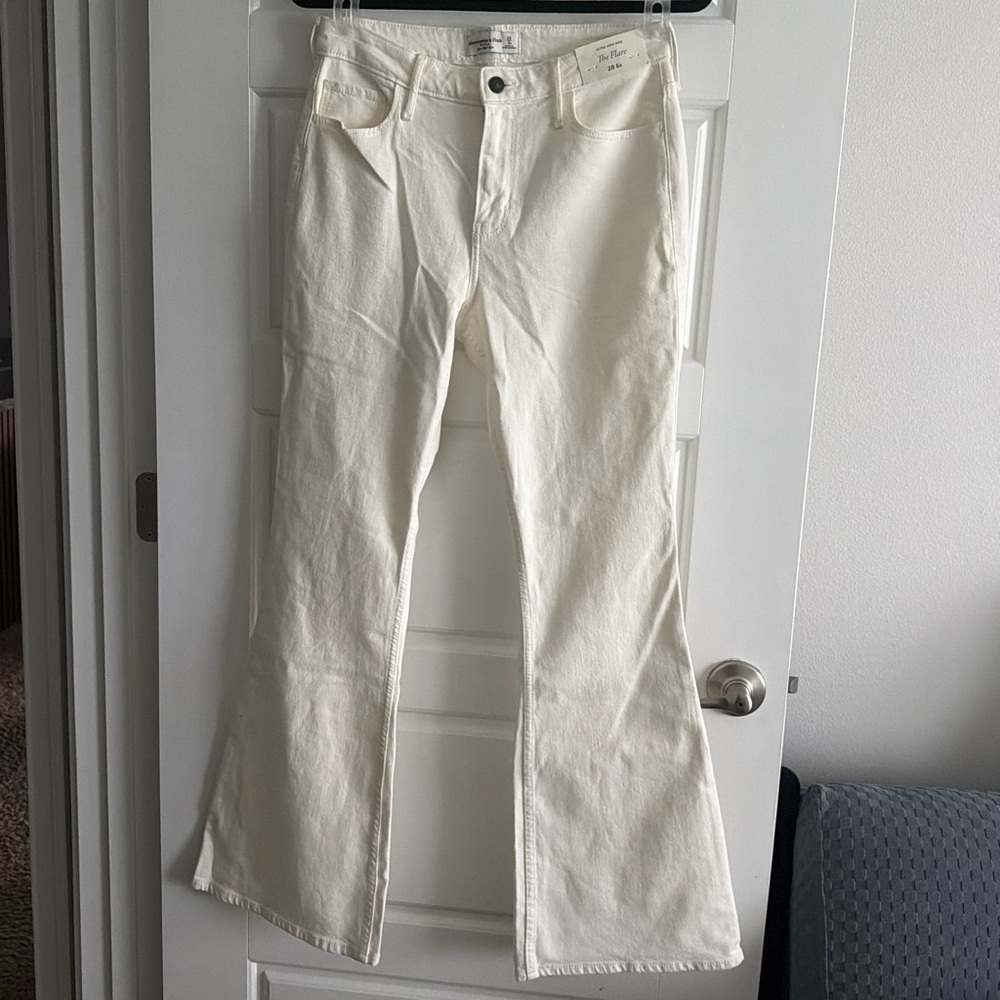 Abercrombie & Fitch Off-White Flare Jeans